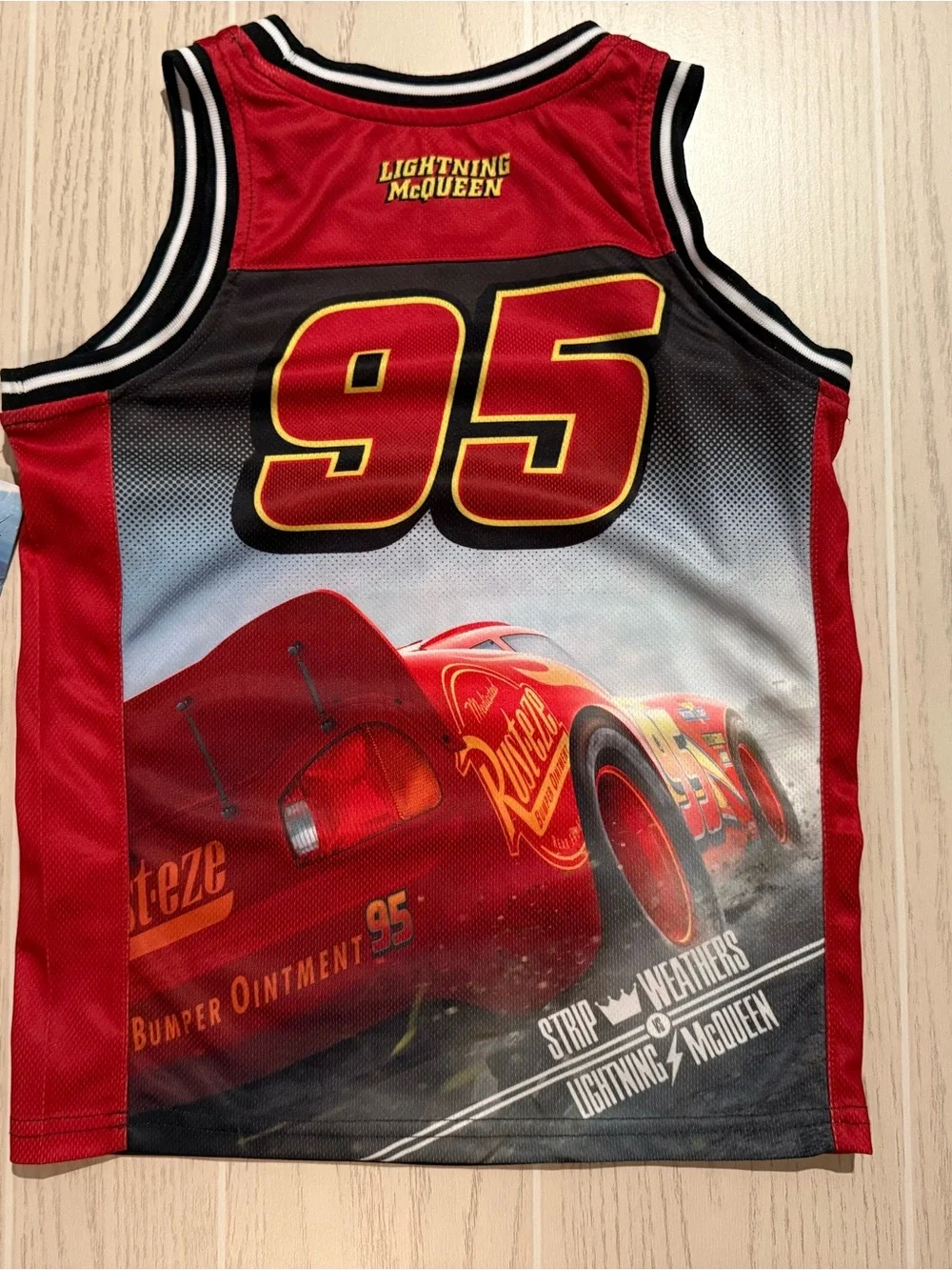 Disney Pixar Cars Boys 8 Lightning McQueen Jersey Shorts Set NWT